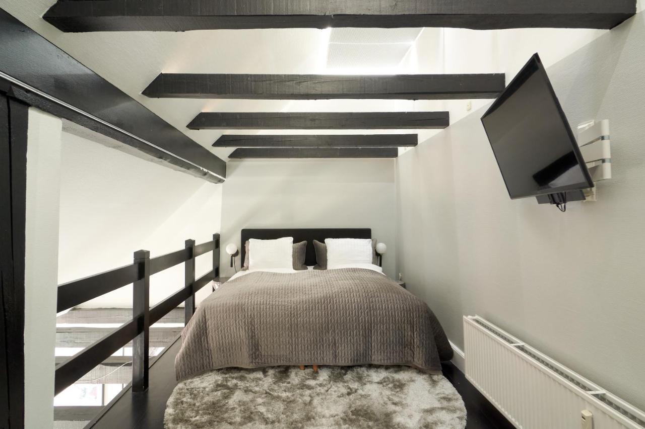 Unique 2 Bedroom Duplex W Exposed Beams In Cph * Copenhague